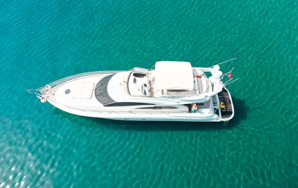 Kemer Yacht Rental 18m Sunseeker Manhattan 56